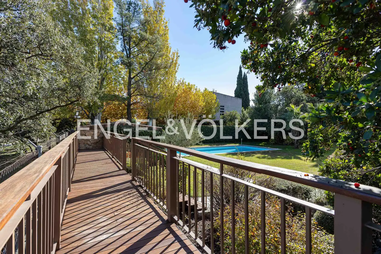 Terrassa de Casa o xalet de lloguer en Madrid amb Aire condicionat, Calefacció i Jardí privat