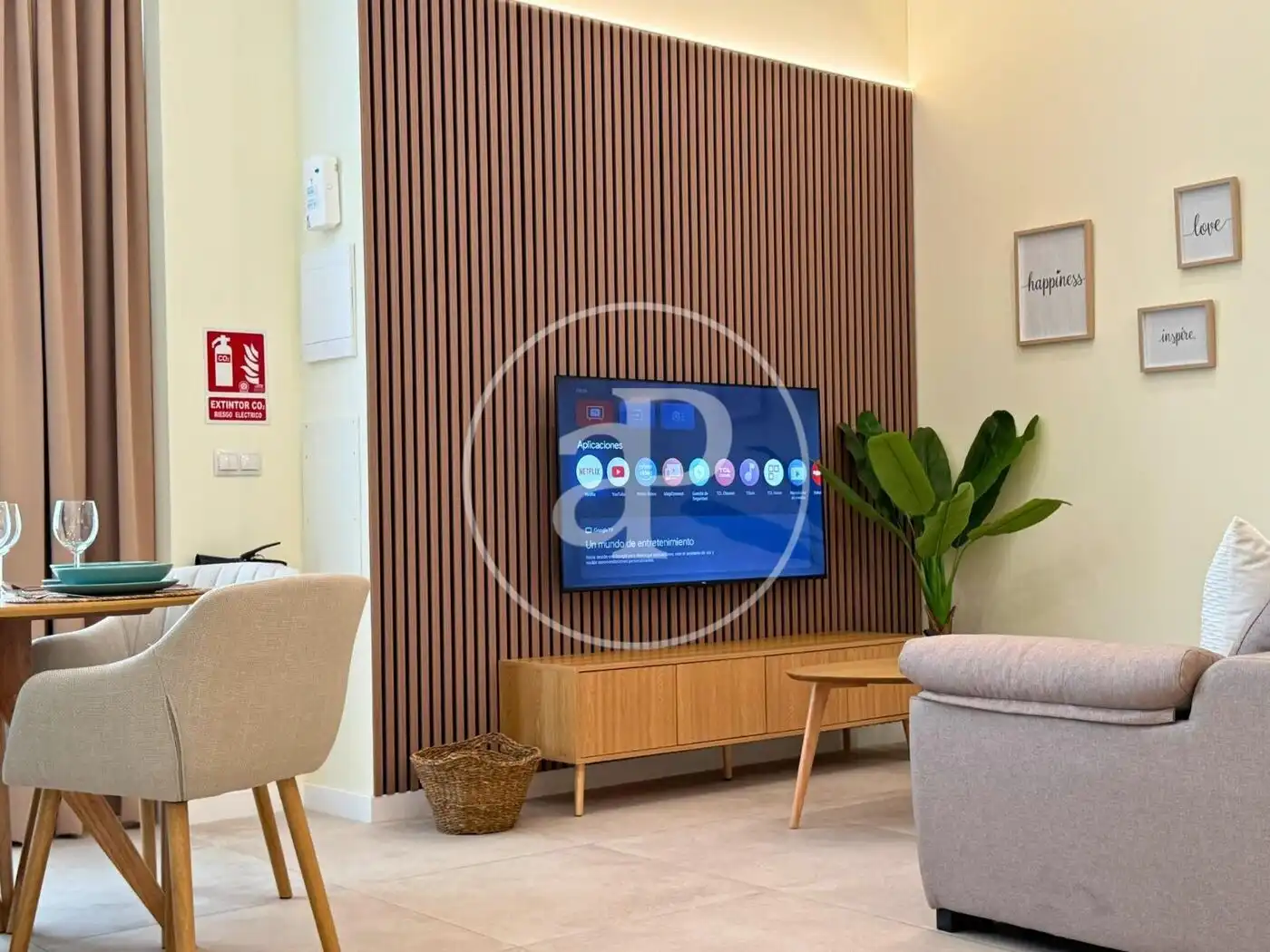 Sala de estar de Loft de alquiler en  Valencia Capital con Aire acondicionado, Calefacción y Amueblado