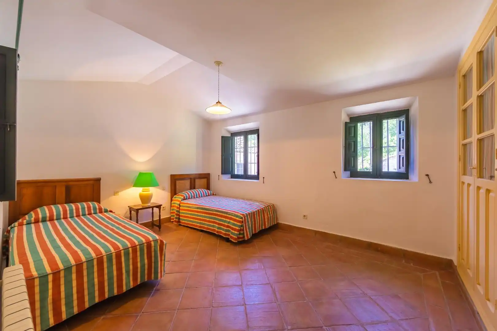Schlafzimmer von Country house zum Verkauf in Tarifa mit Heizung und Gemeinschaftspool