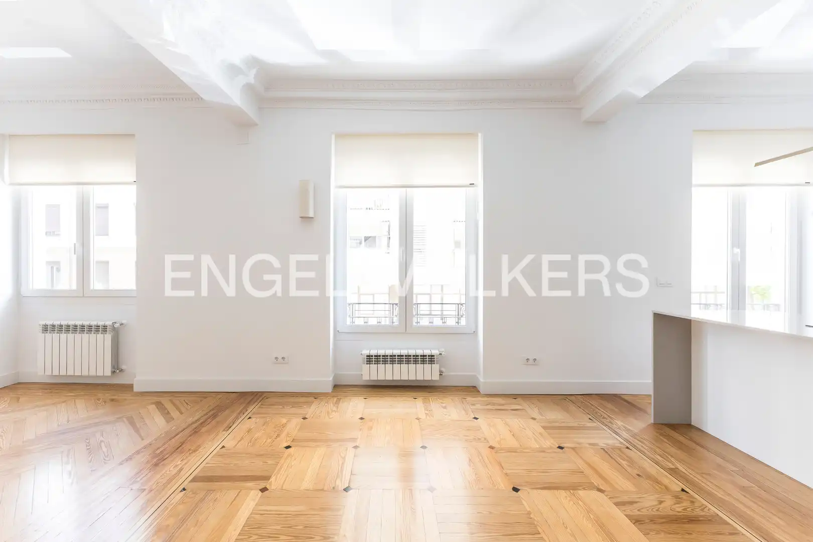 Wohnzimmer von Wohnung zur Miete in Madrid mit Klimaanlage, Heizung und Parkett