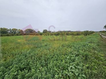 Rustikales Grundstück zum Verkauf in N-232