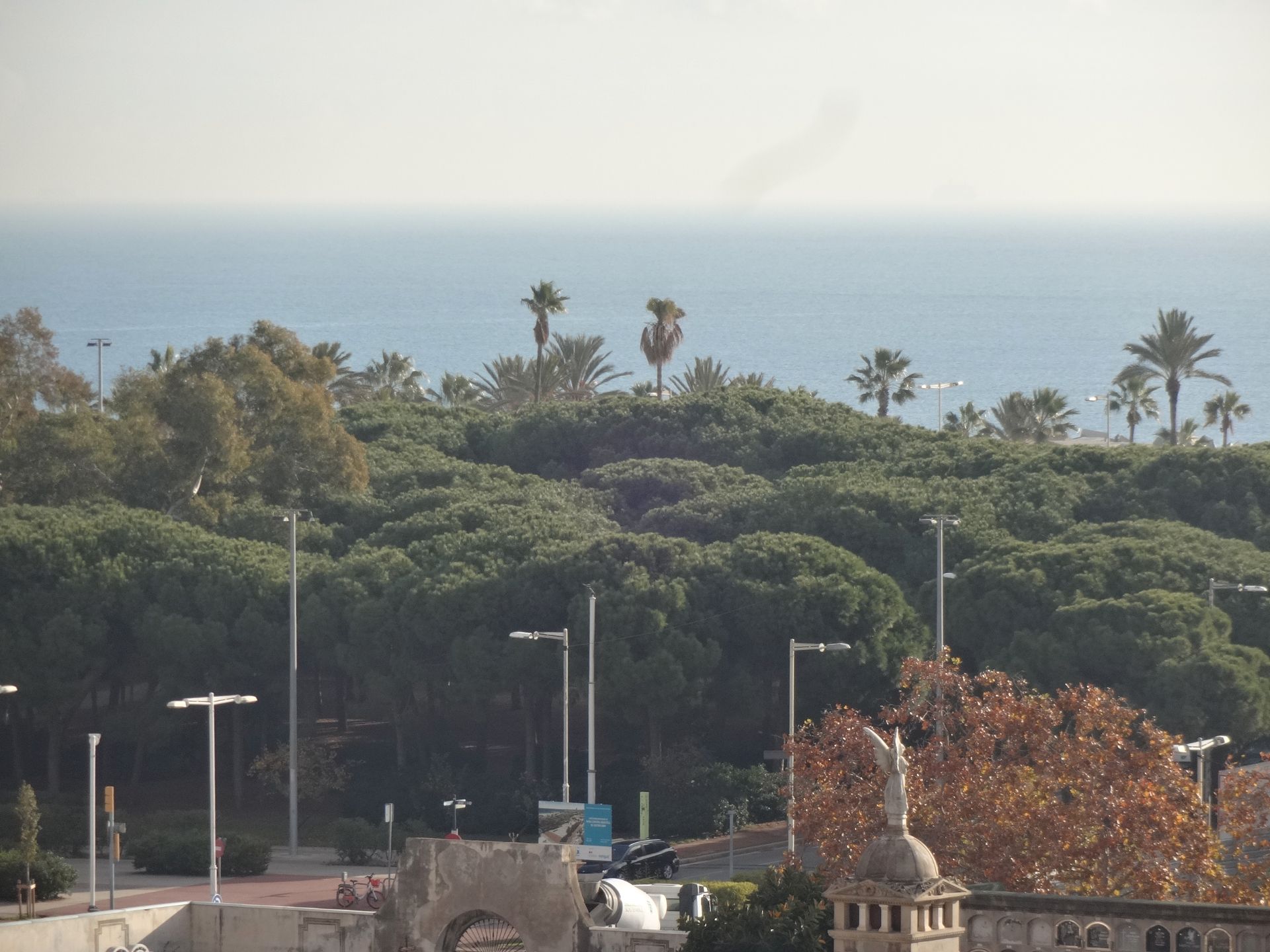 Vista exterior de Pis en venda en  Barcelona Capital amb Calefacció, Parquet i Forn