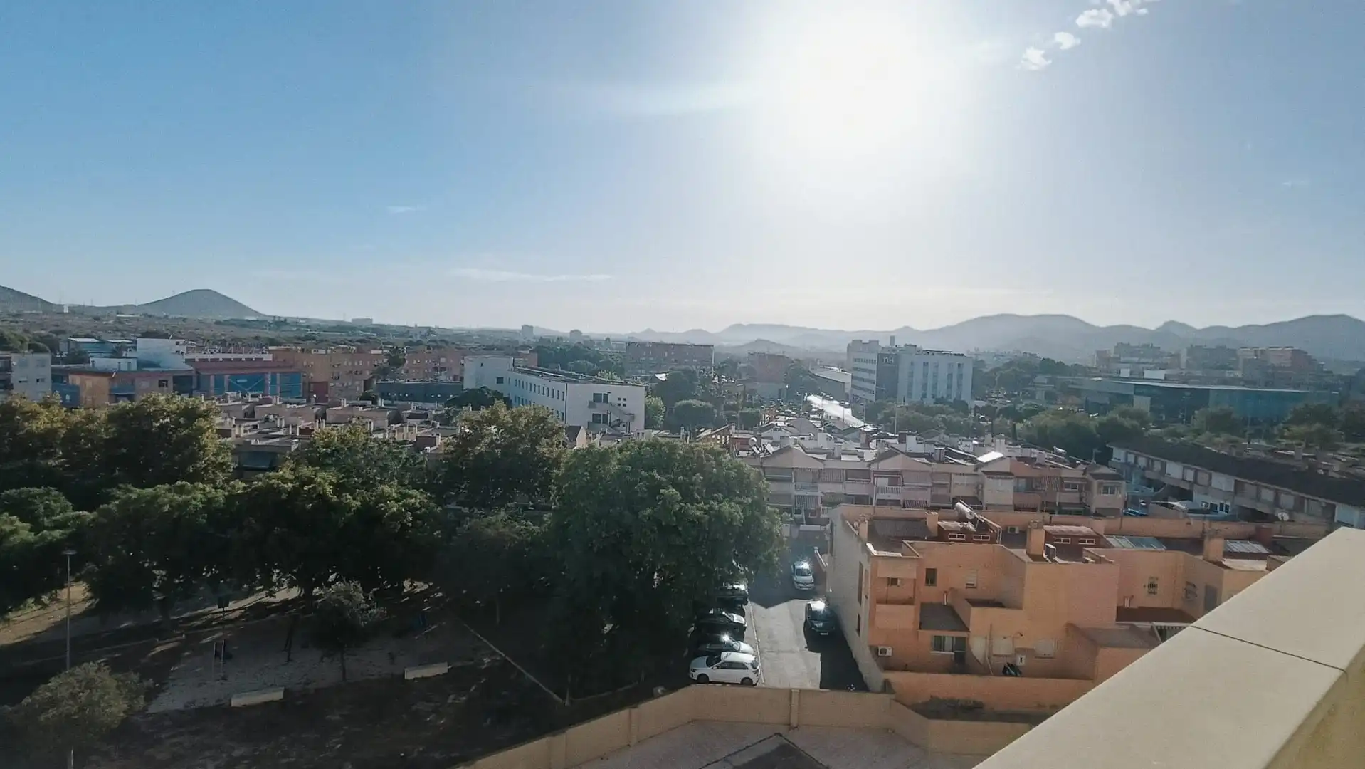 Vista exterior de Piso de alquiler en Cartagena con Terraza, Trastero y Amueblado
