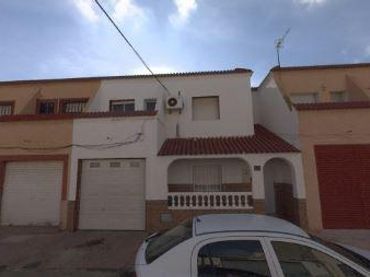 Chalet en venta en El Alquián