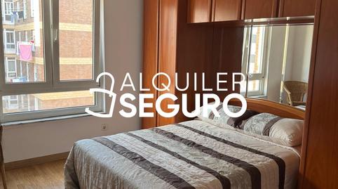 Photo 3 of Flat to rent in Margarita Xirgu, La Calzada, Asturias