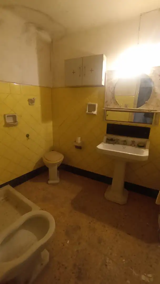 Baño de Casa adosada en venta en Alcarràs con Calefacción, Trastero y Balcón