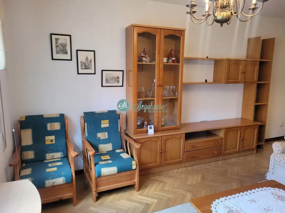 Living room of Apartments for sale in Segovia  with Heating, Parquet flooring and Terrace
