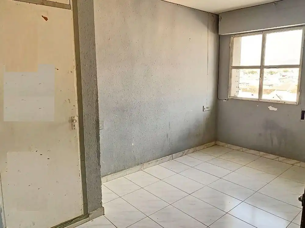 Habitación de Piso en venta en Lucena