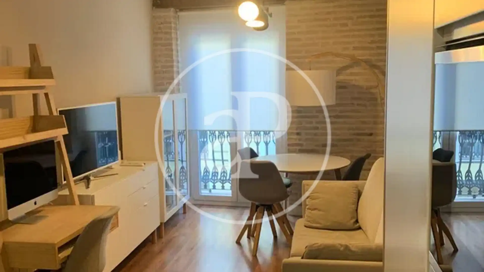 Sala de estar de Piso de alquiler en  Valencia Capital con Aire acondicionado, Calefacción y Amueblado