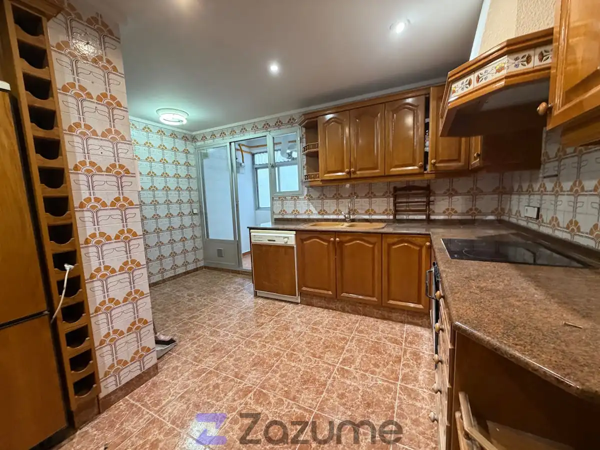Flat with terrace to rent in Gran Via de les Germanies, imagen 5