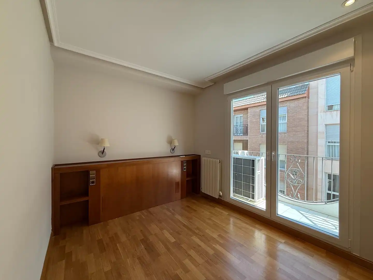 Habitación de Piso de alquiler en Zaragoza con Aire acondicionado, Calefacción y Parquet