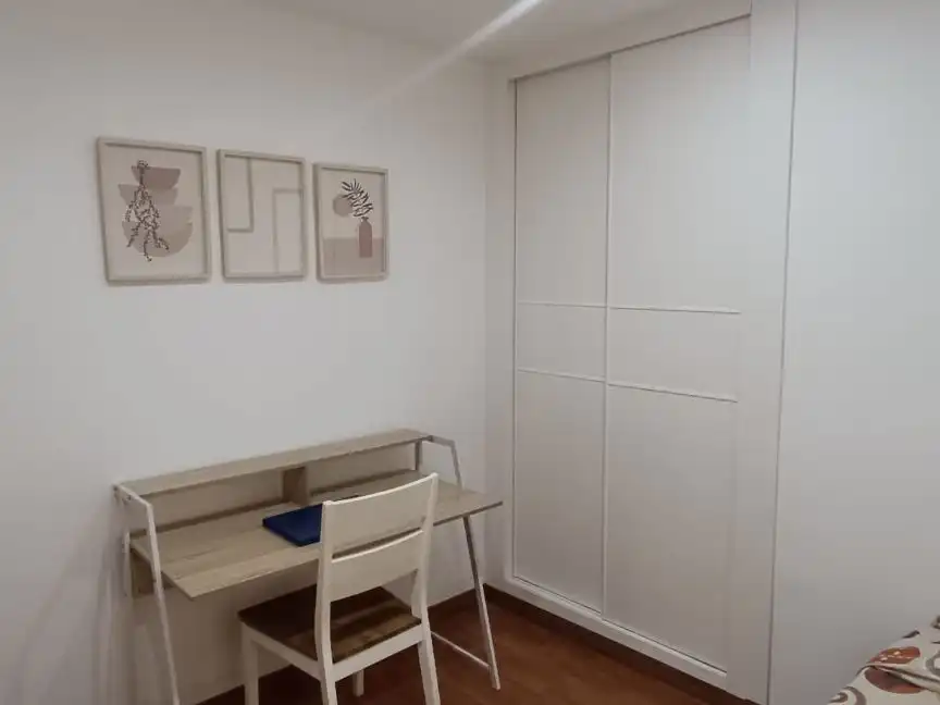 Habitación de Piso en venta en Almería con Parquet, Amueblado y Lavadora