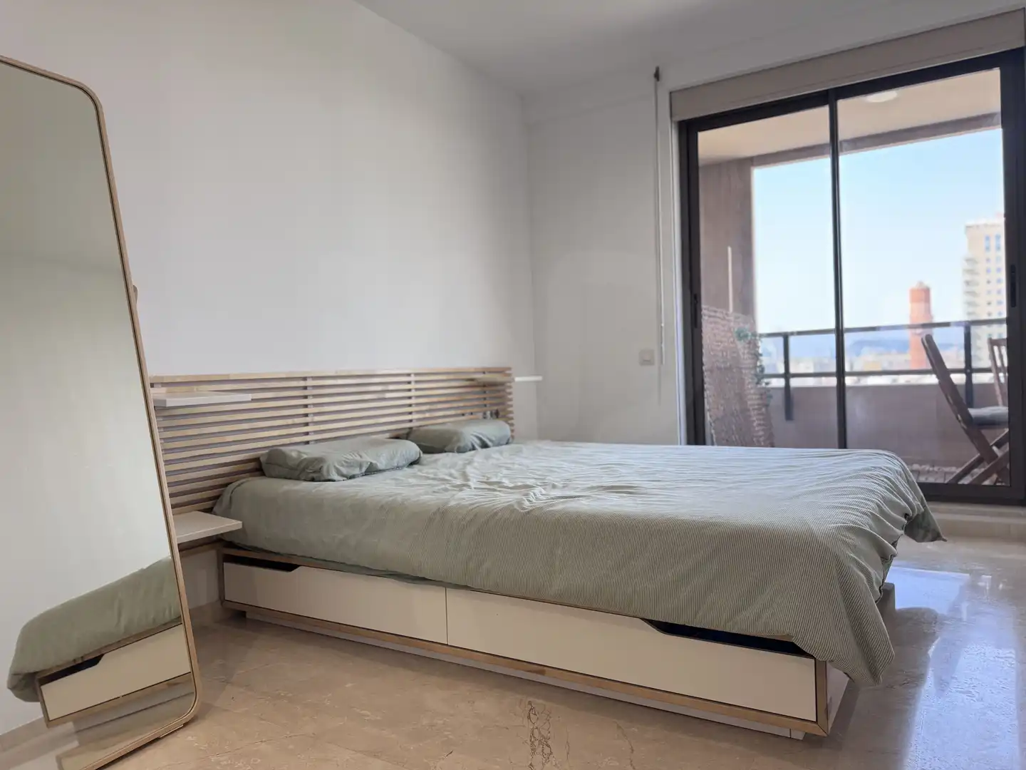 Bedroom of Flat for rent in Barcelona