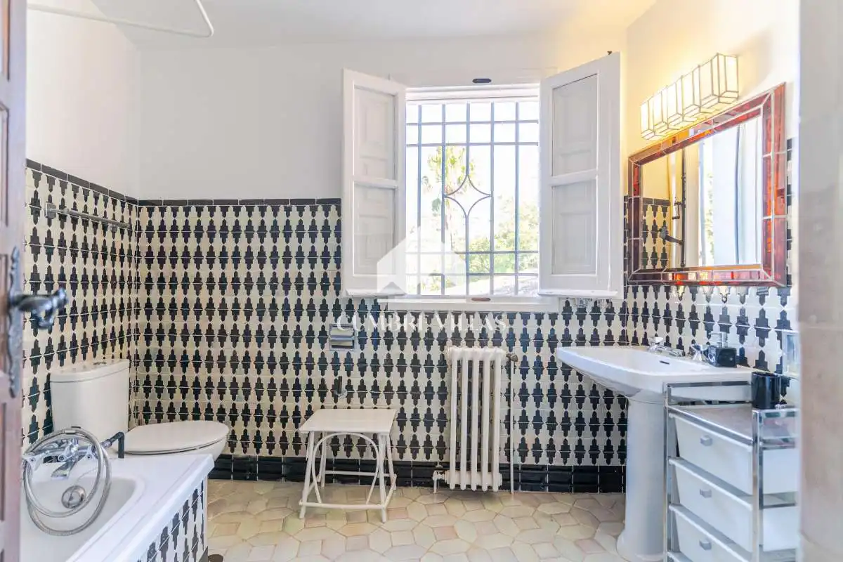 Baño de Casa o chalet en venta en Salobreña con Calefacción, Jardín privado y Terraza