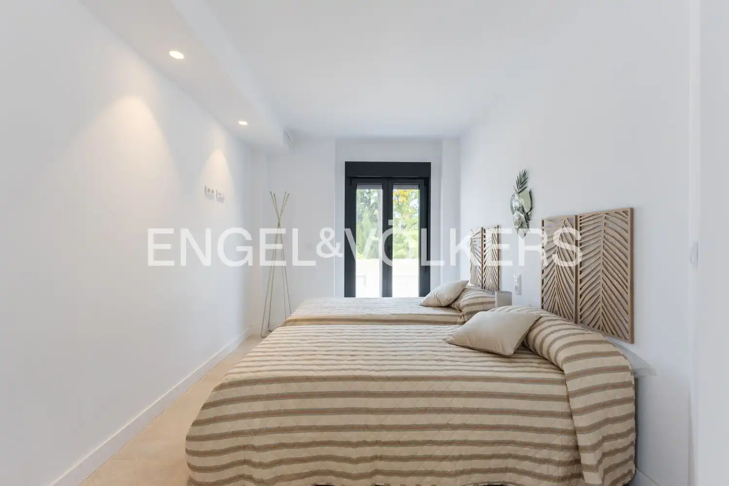 Habitación de Piso en venta en Dénia con Aire acondicionado, Calefacción y Jardín privado