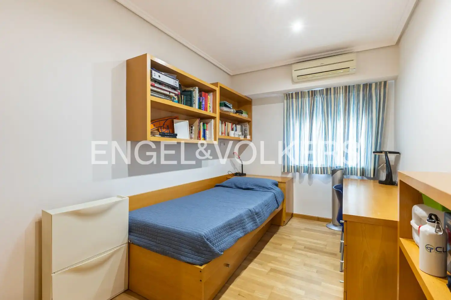 Habitación de Piso en venta en Valencia con Aire acondicionado, Calefacción y Balcón