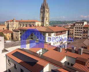 Vista exterior de Pis de lloguer en Oviedo  amb Calefacció i Traster