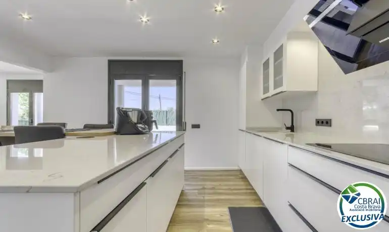 Villa mit Pool zum Verkauf in Carrer Canigó, imagen 19