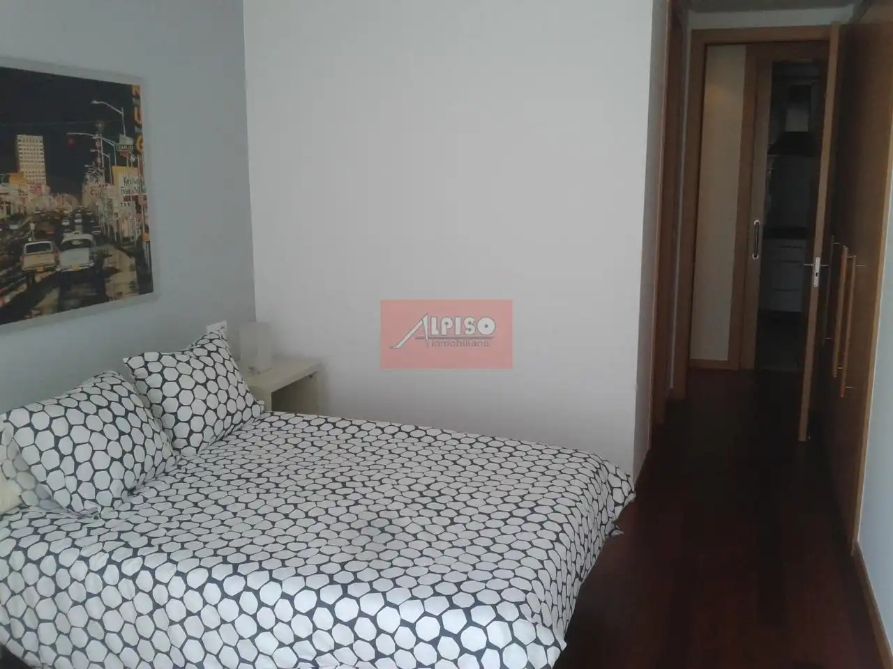 Schlafzimmer von Wohnungen zur Miete in Ourense Capital  mit Heizung, Parkett und Möbliert