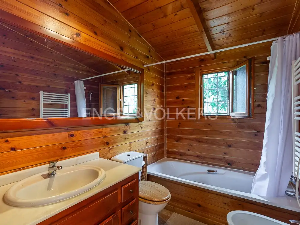 Baño de Casa o chalet de alquiler en Torrent con Aire acondicionado, Calefacción y Jardín privado