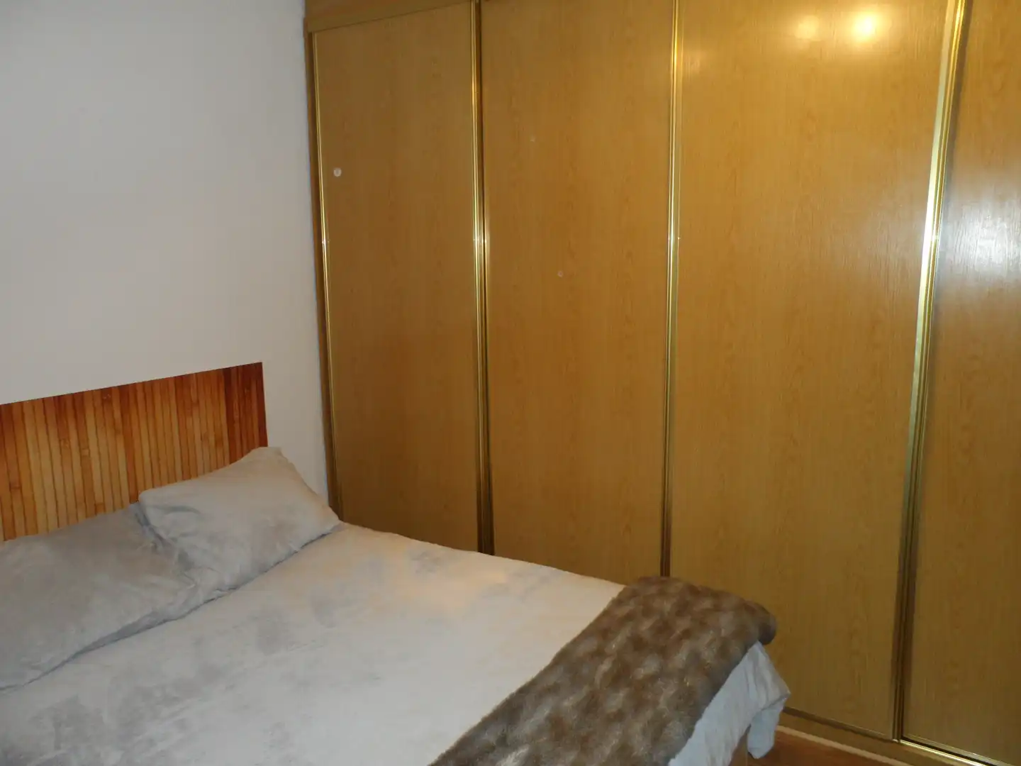 Habitación de Casa adosada en venta en Camargo con Calefacción y Terraza