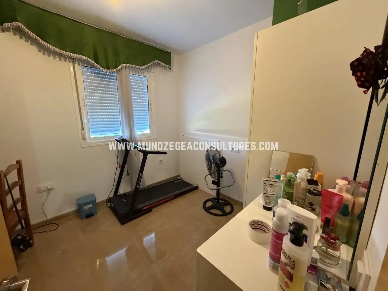 Piso con ascensor en venta en Victoria Kent, imagen 12