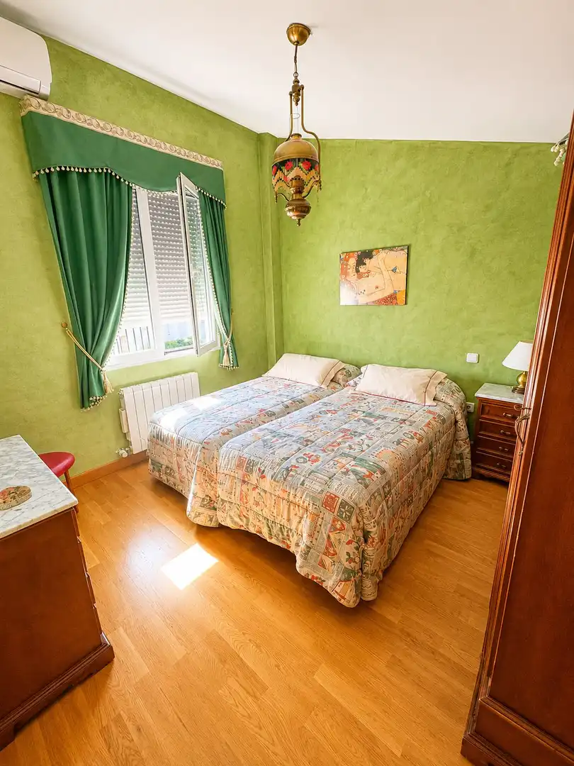 Dormitori de Casa o xalet en venda en Manzanares amb Aire condicionat, Calefacció i Terrassa