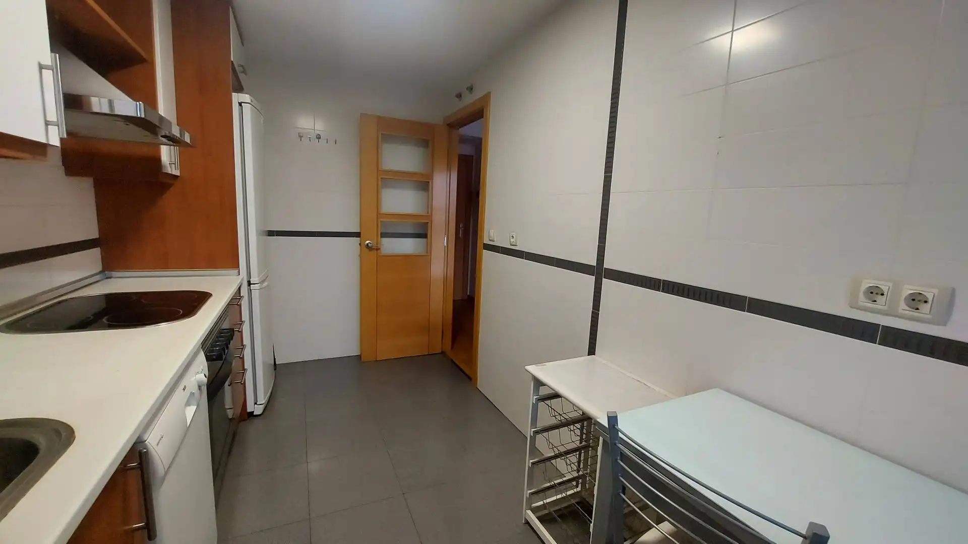 Küche von Wohnung zur Miete in Villa de Vallecas