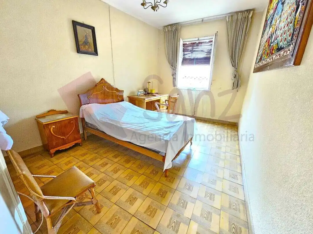 Dormitori de Casa o xalet en venda en Cañas amb Terrassa, Traster i Balcó