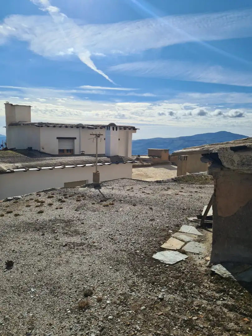 Vista exterior de Casa o xalet en venda en Alpujarra de la Sierra amb Terrassa