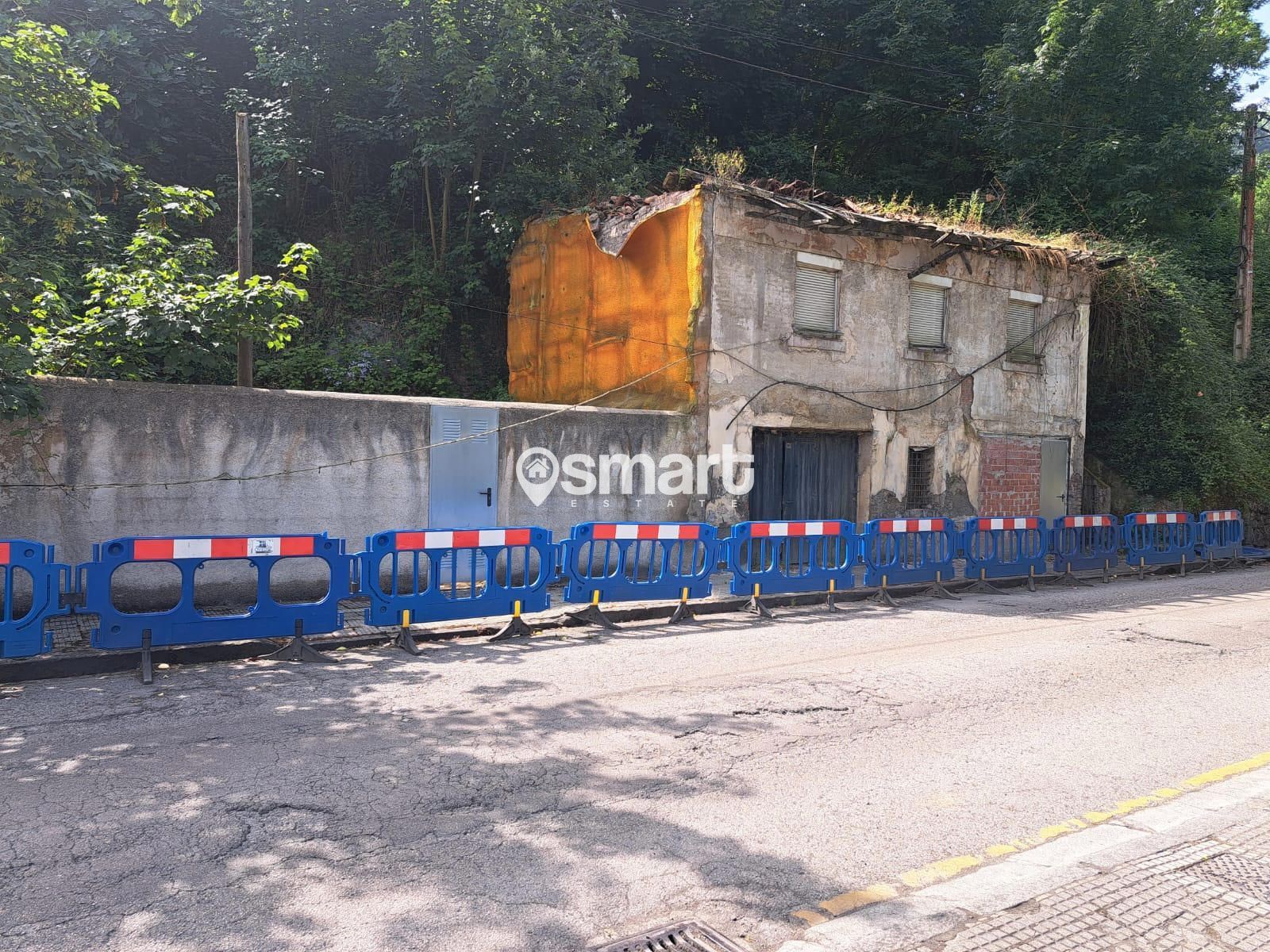 Vista exterior de Pis en venda en Oviedo 