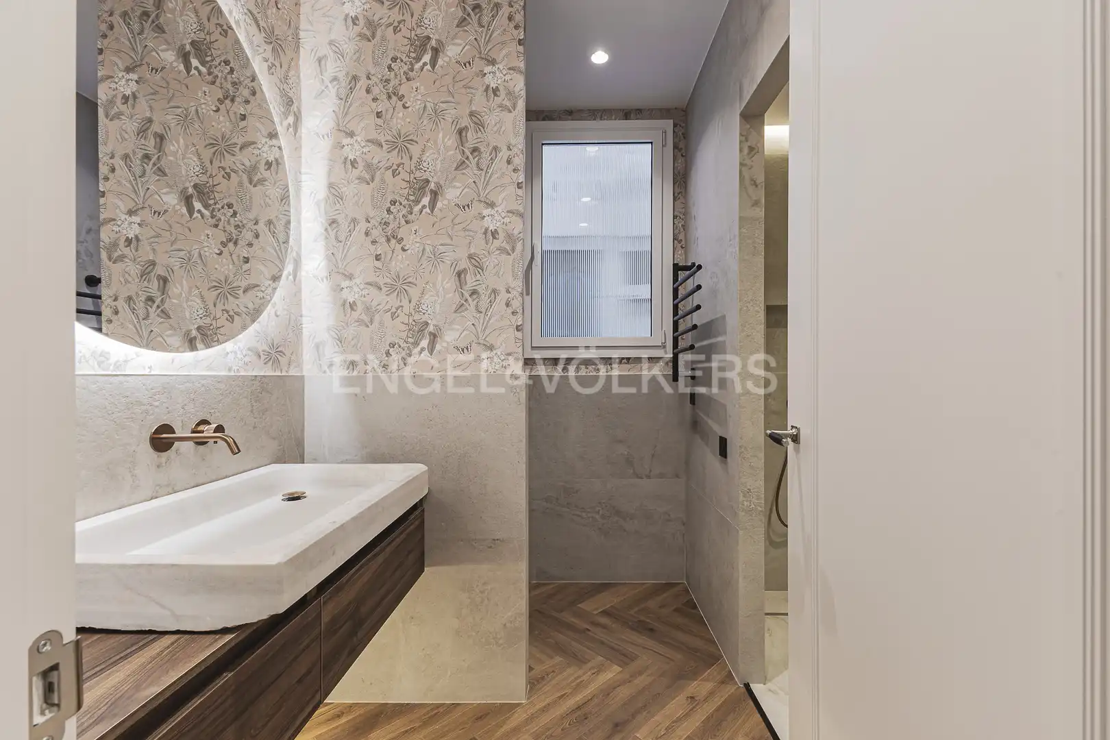 Baño de Piso de alquiler en Barcelona con Aire acondicionado, Calefacción y Parquet