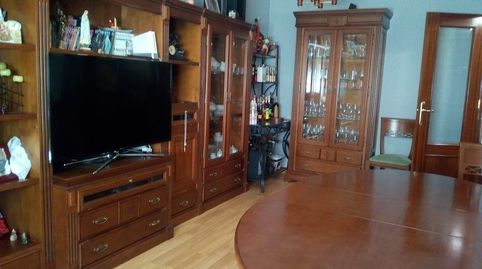 PISO CON COCHERA Y TRASTERO