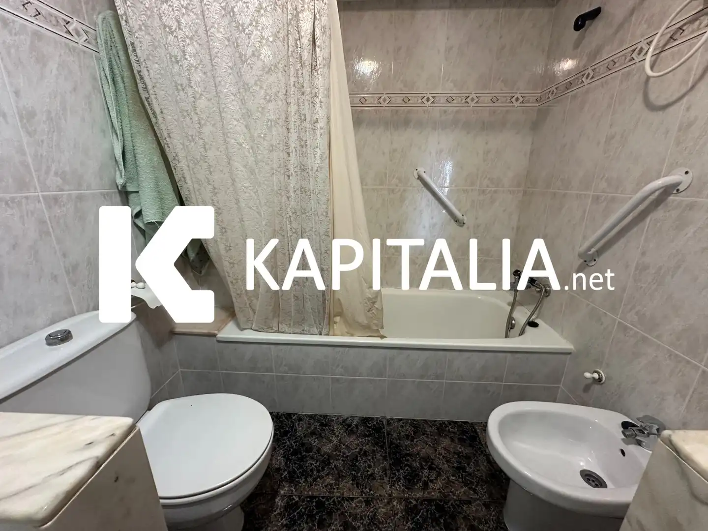 Bathroom of Duplexes for sale in Otos