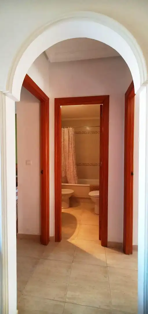 Baño de Casa o chalet de alquiler en Torrevieja con Terraza, Amueblado y Balcón