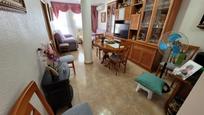 Sala d'estar de Apartament en venda en Elda amb Aire condicionat i Terrassa