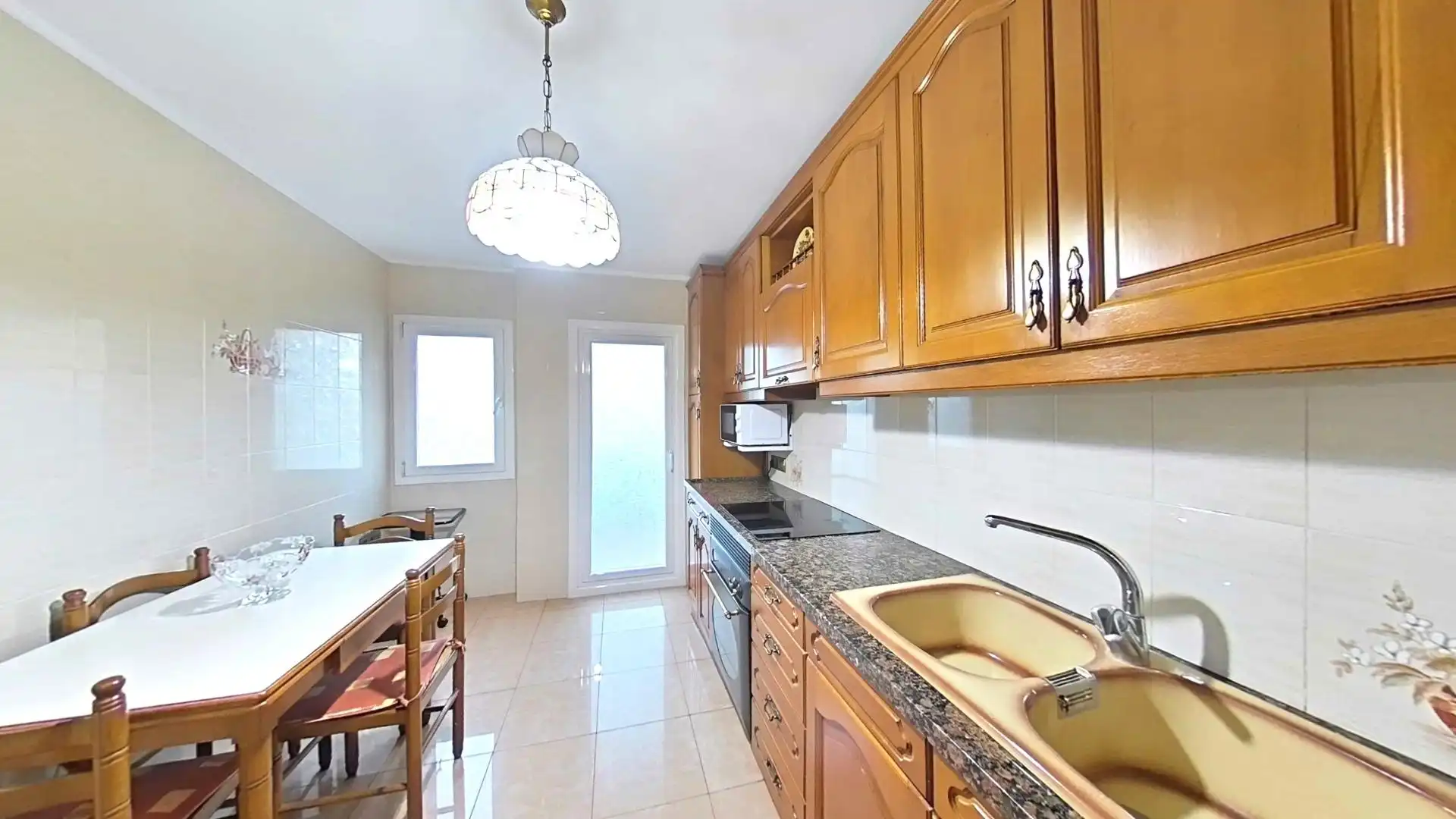 Flat with terrace for sale in Instituts, imagen 3