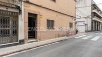 Vista exterior de Casa o xalet en venda en Xirivella amb Aire condicionat, Terrassa i Balcó