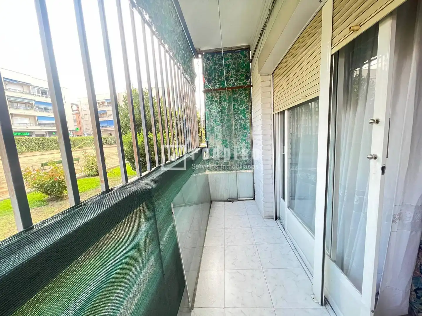 Vista exterior de Pis en venda en San Fernando de Henares amb Calefacció i Terrassa