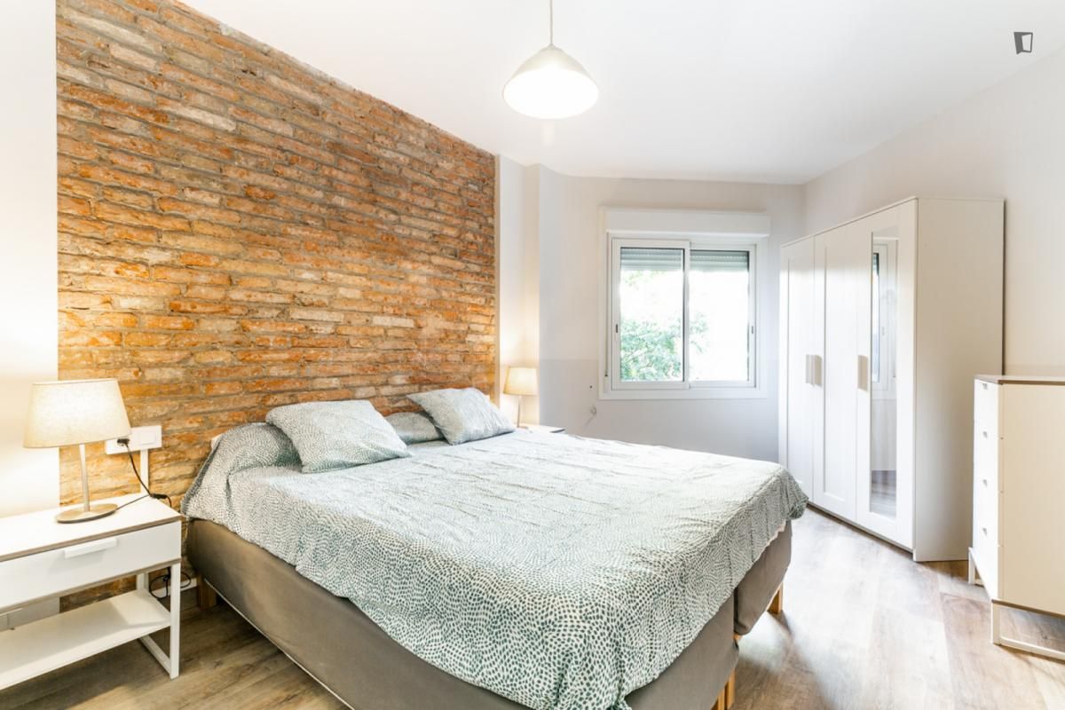 Dormitori de Apartament de lloguer en  Barcelona Capital amb Aire condicionat, Moblat i Forn