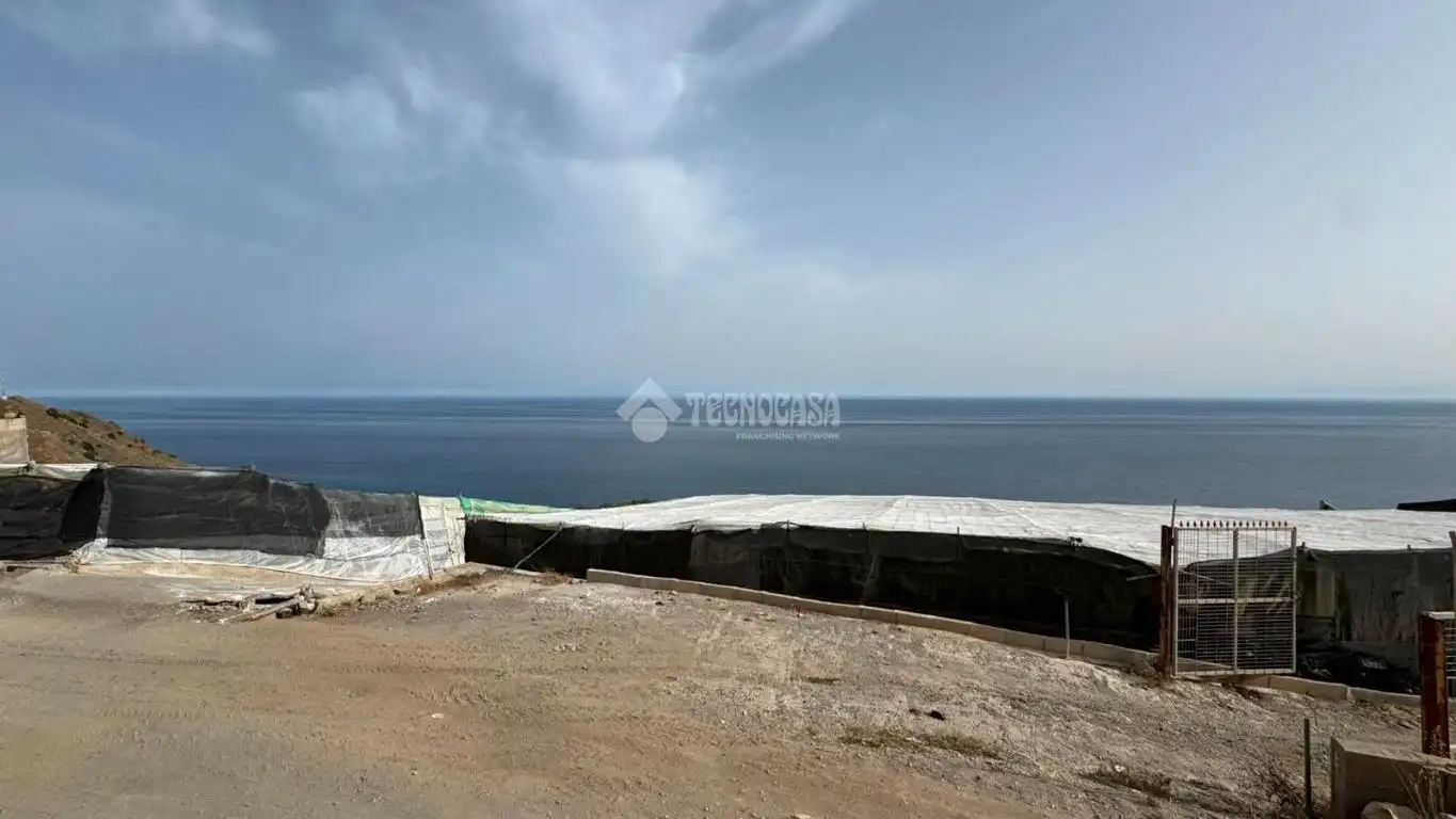 Casa adosada en venta en Rubite con Calefacción y Balcón