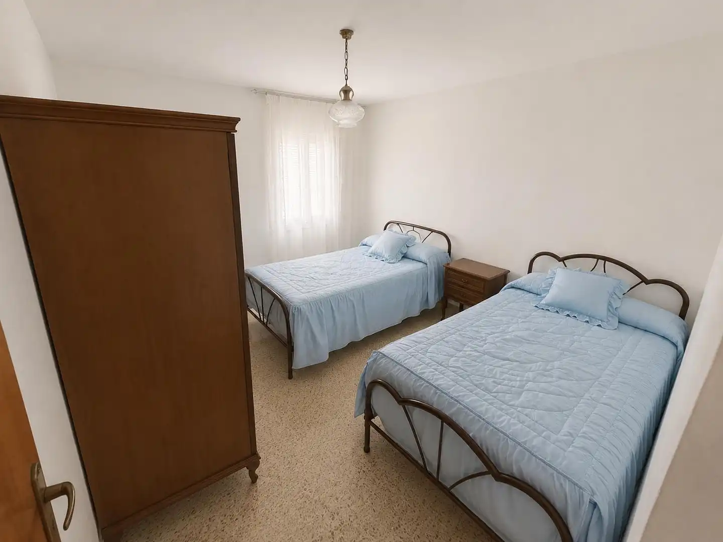 Dormitori de Casa o xalet en venda en Alcalá la Real amb Calefacció, Jardí privat i Terrassa