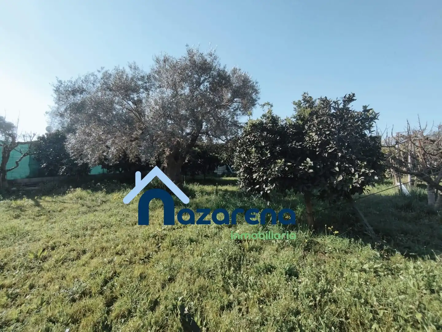Terreno en venta en Coria del Río