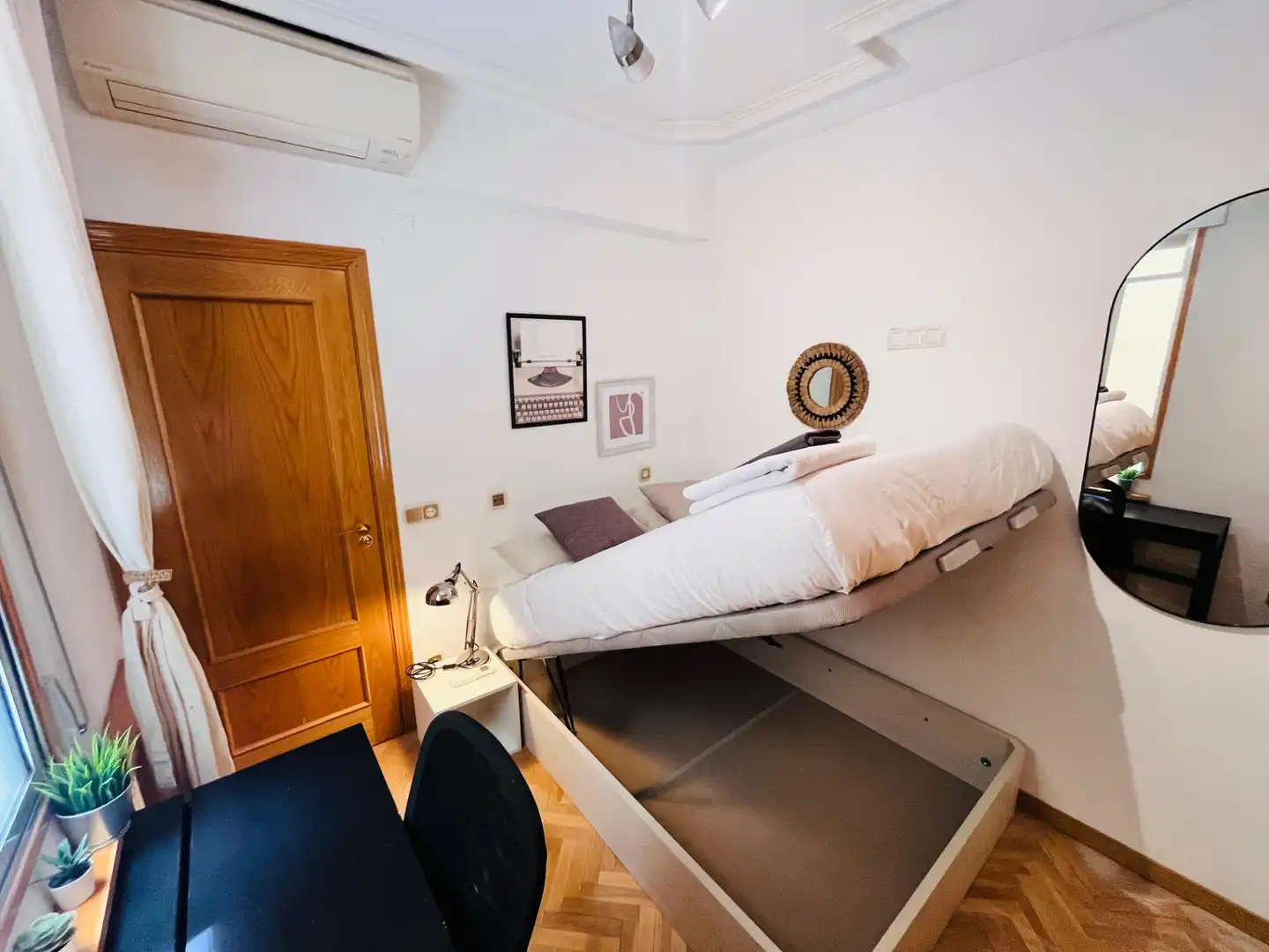 Schlafzimmer von Wohnung zur untervermieten in Madrid mit Heizung, Möbliert und Ofen