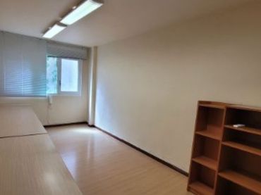Büro mit Aufzug zur Miete in Casco Antiguo