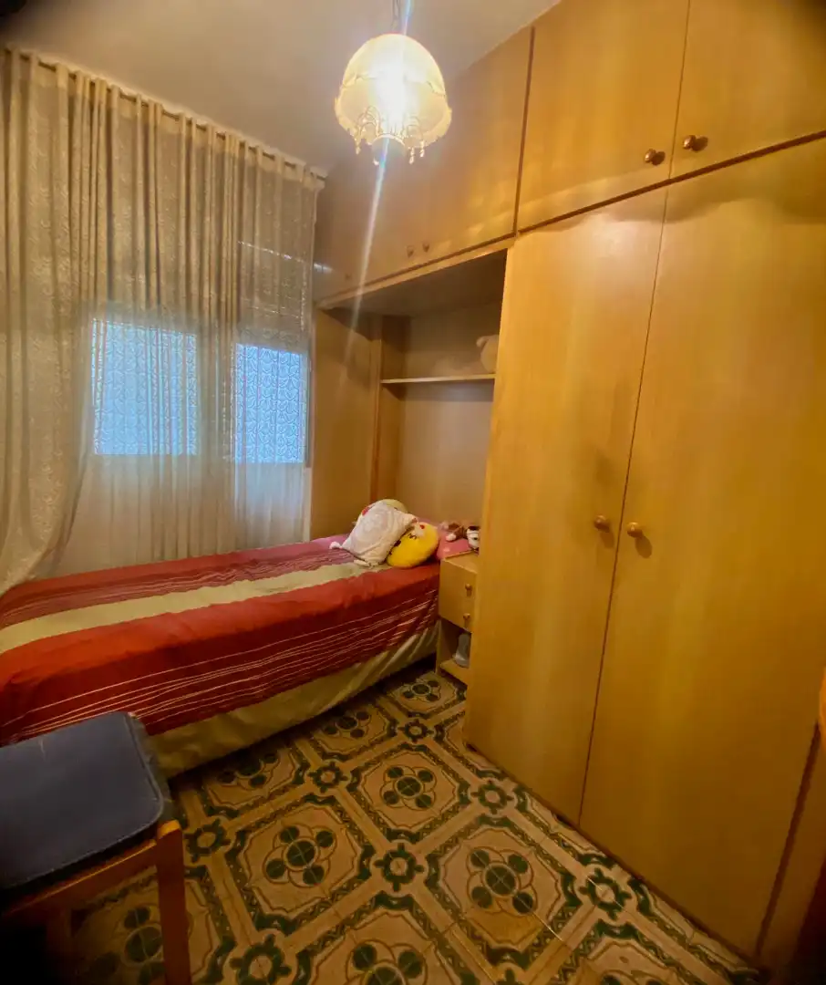 Habitación de Piso en venta en Valencia con Aire acondicionado, Amueblado y Horno