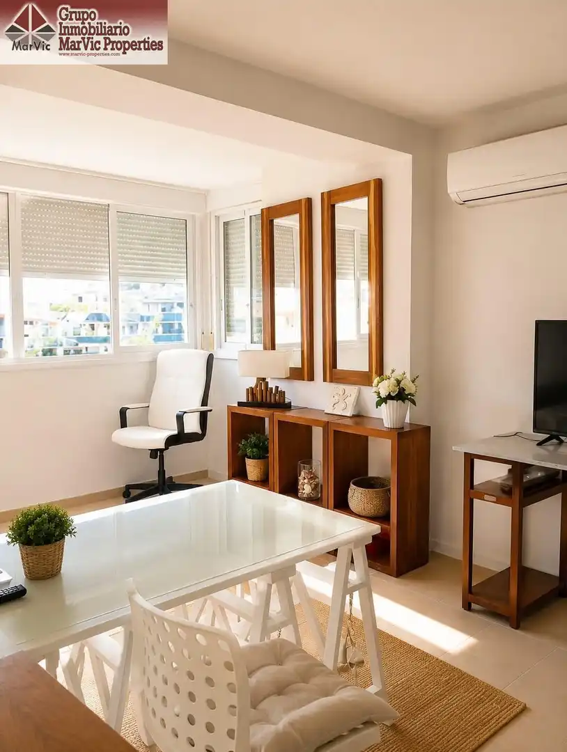 Apartamento en venta en Villajoyosa / La Vila Joiosa con Aire acondicionado, Jardín privado y Amueblado