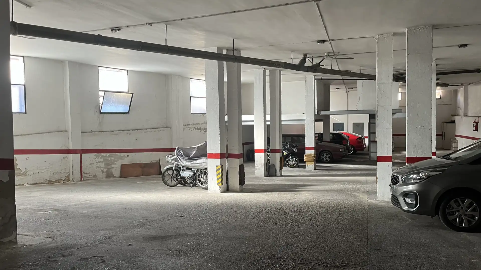 Parkplatz von Garage zum Verkauf in Valencia