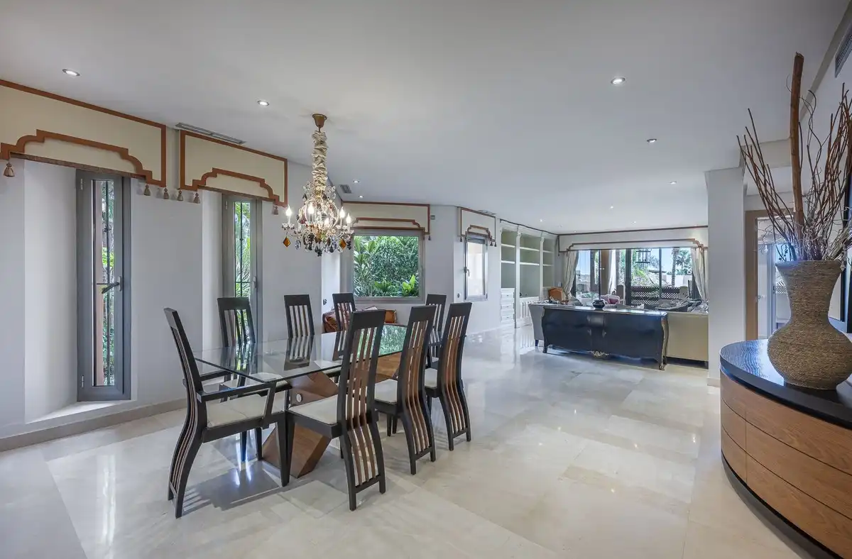 Piso con ascensor en venta en Milla de Oro, imagen 10