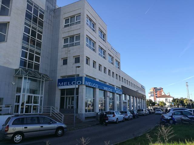 Oficina en Alquiler en Calle José Jesús García Díaz, 2 en Urbadiez - Entrepuentes